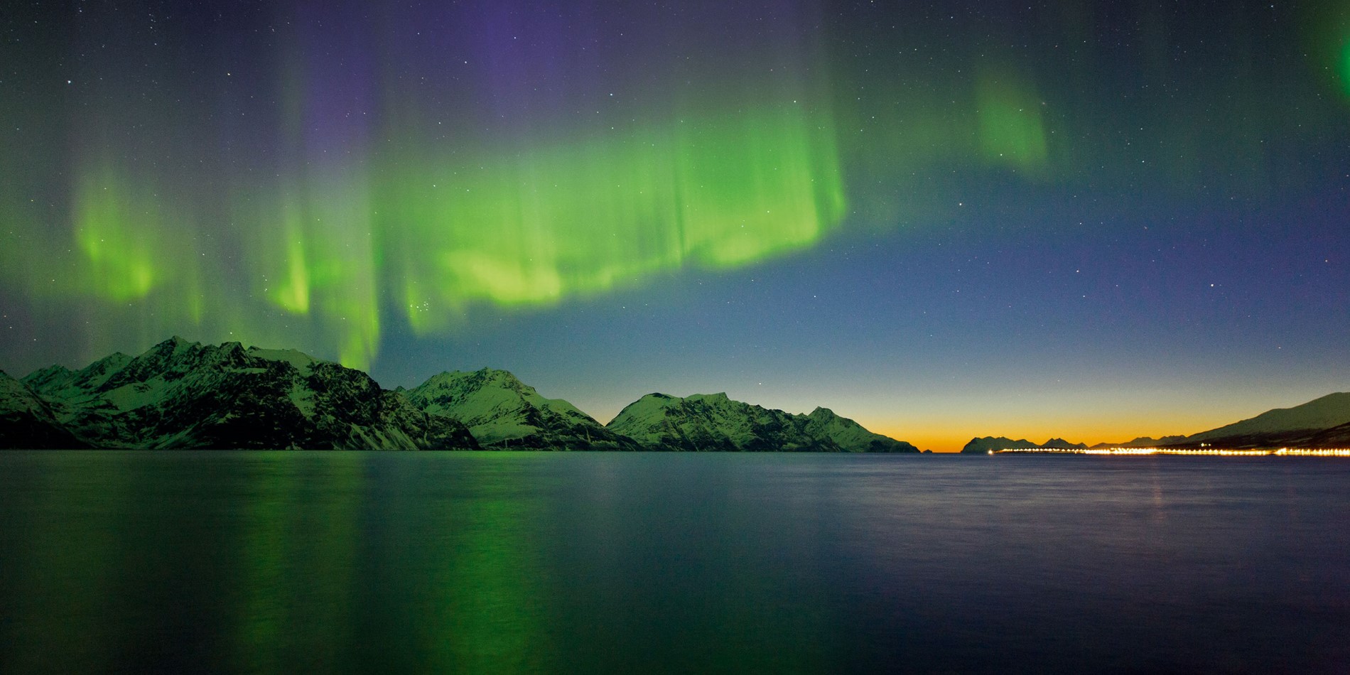 The Ultimate Lights FAQ: to Your Burning Questions | Hurtigruten Coastal Express