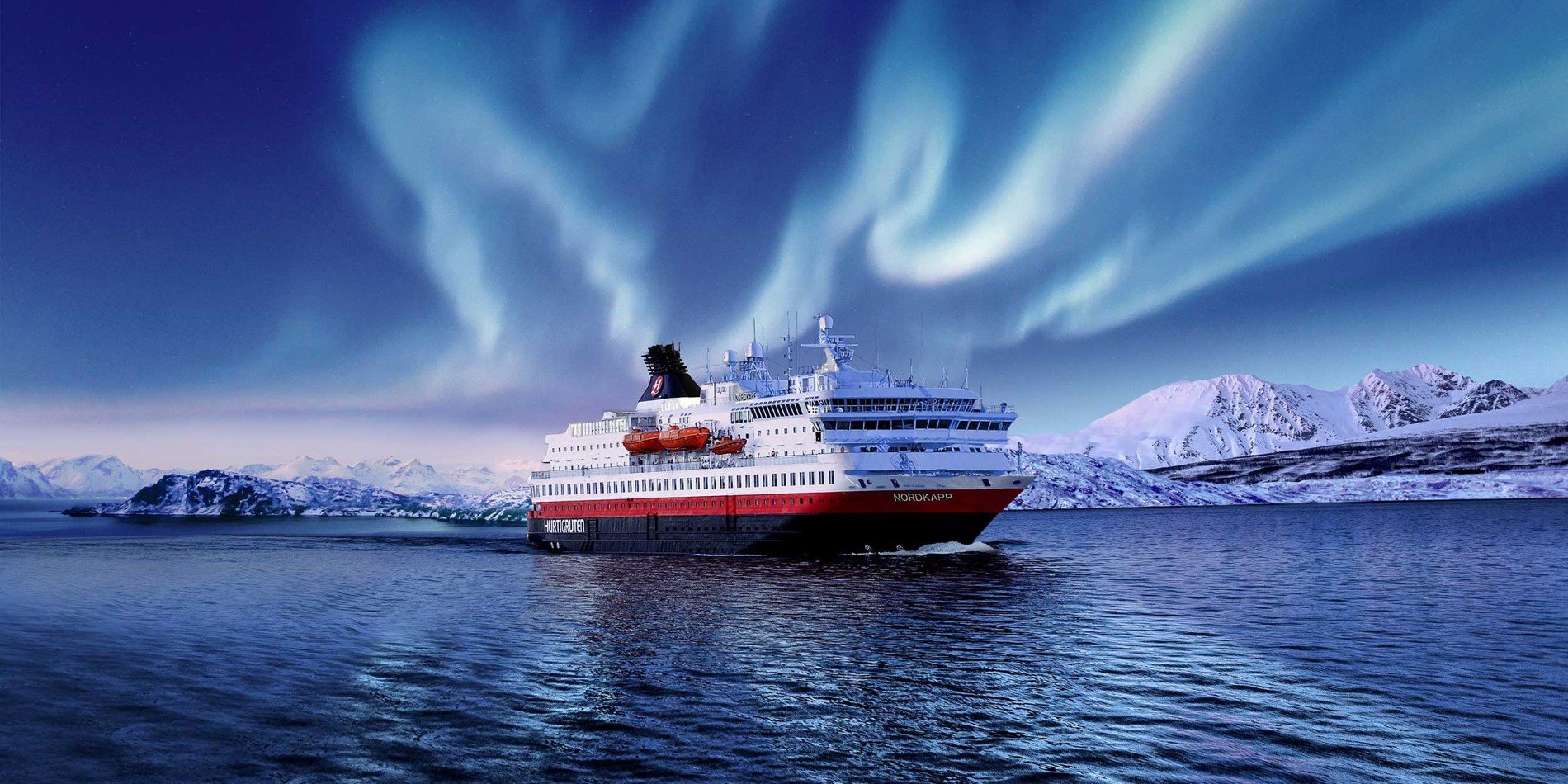 Solo traveller cruise offer The Norwegian coast Hurtigruten