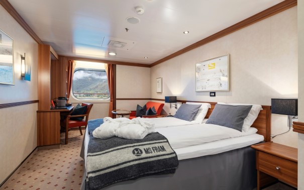 hurtigruten cruise cabins