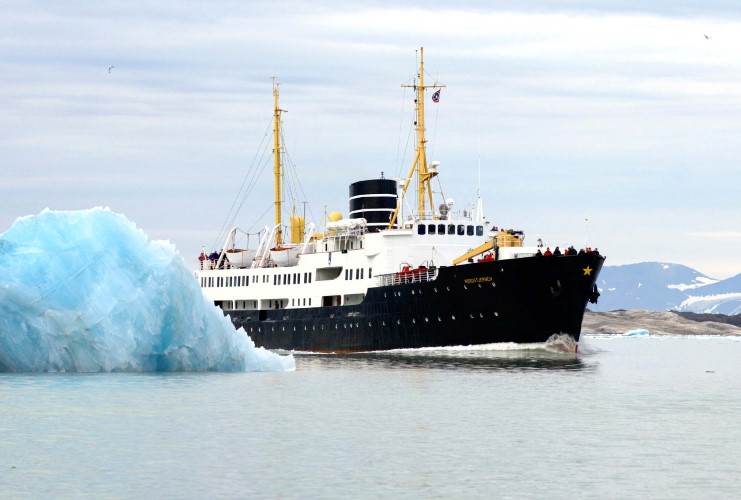 MS Nordstjernen passing an iceberg at Spitsbergen